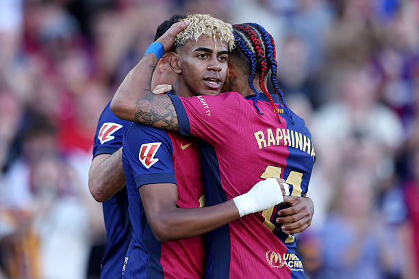 足球术语科普：禁区外进球除了“远射”还能叫什么？