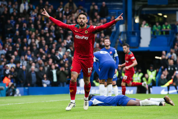 C罗倒挂金钩高度揭秘：究竟能跳多高？