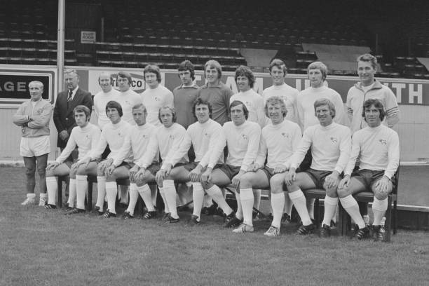 蓝黑军团vs红蓝军团！欧冠半决赛次回合，悬念终揭晓