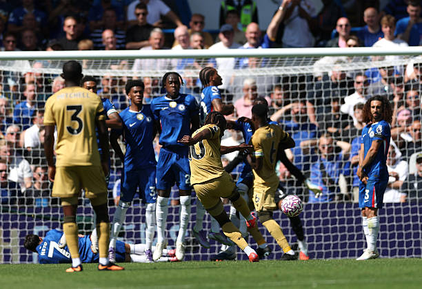 法甲实时战报：尼斯主场迎战摩纳哥，黑马之争一触即发！