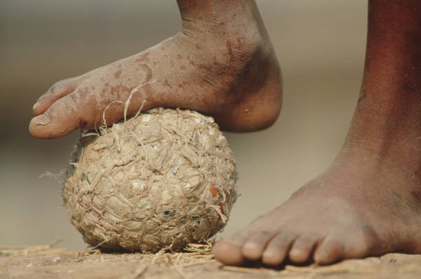 佛山足球友谊赛：本地联队3-2险胜来访外省球队