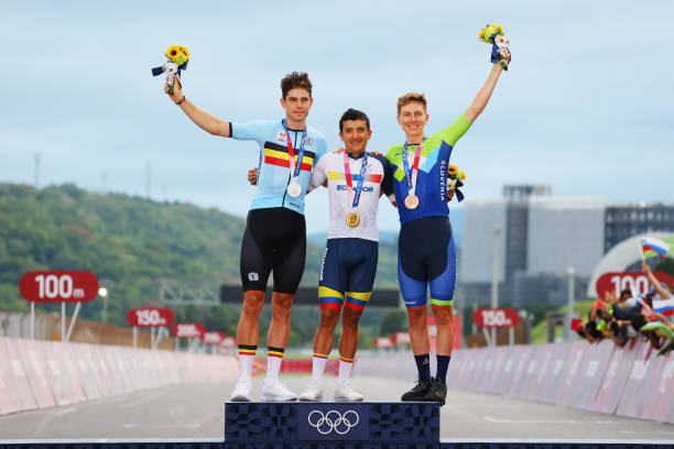 从鸟巢到冰丝带：北京奥运场馆的传承与创新