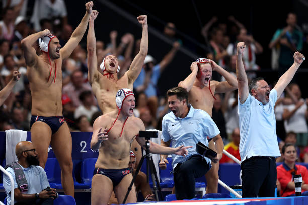 蒙特利尔奥运会：两位少年共同点燃圣火的背后故事