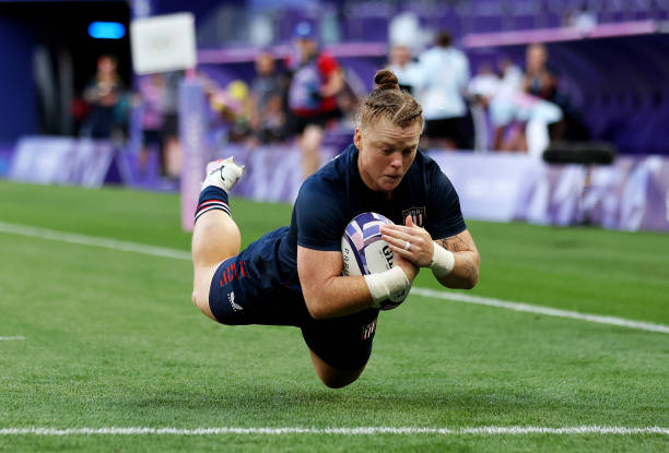 美国男排横扫意大利，强势晋级半决赛