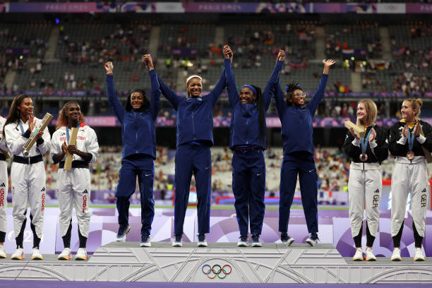 菲尔普斯在100米自由泳中的个人最佳成绩是多少秒？