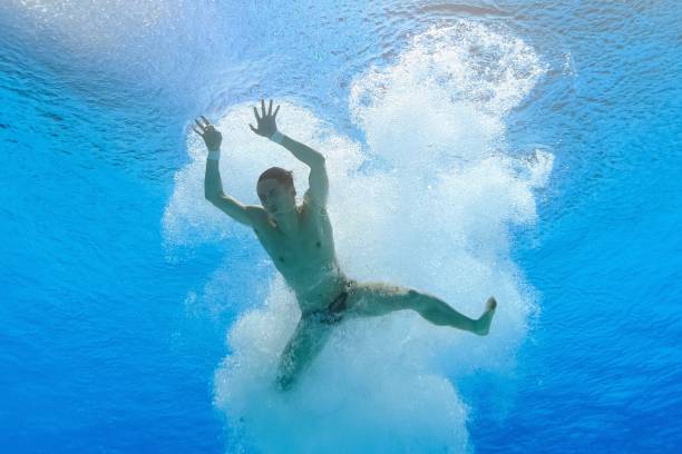 伏明霞的另一半：他是如何赢得跳水皇后的心？