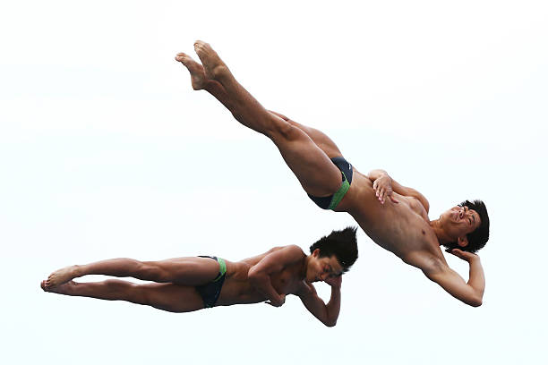 中国短跑女运动员速度较量：谁跑得最快？