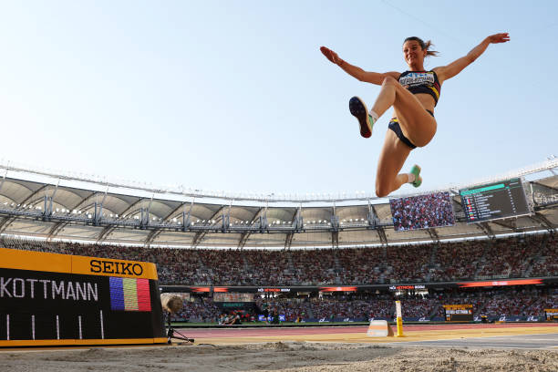 苏炳添身高体重数据揭秘：短跑飞人的身体密码