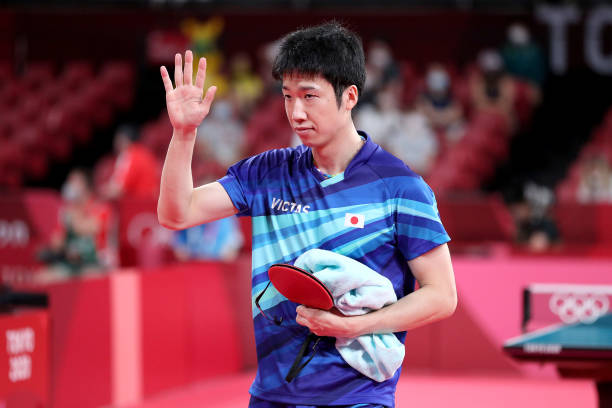高个子球员的逆袭：林诗栋如何打破乒乓球“矮个子”传统？