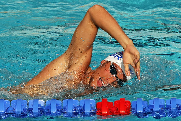 游泳池卫生隐患多！学会这几招，远离皮肤病