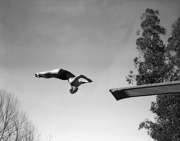 游泳教练证申请条件全解析：从基础要求到专业考核