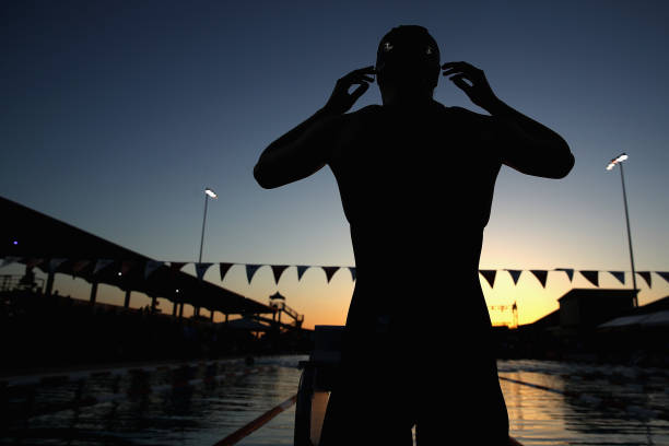 仰泳的优雅与力量：为什么它被认为是泳姿中的艺术？