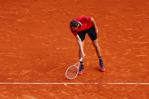 网球比赛中的局与盘：初学者必知的基础知识