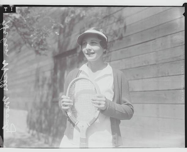 网球发球区域规则图解：常见错误及纠正方法