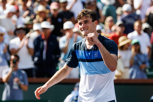 网球四大满贯赛事名称及其场地类型介绍