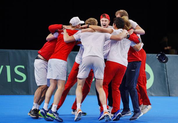 2021郑洁杯青少年网球赛圆满落幕，新星闪耀赛场