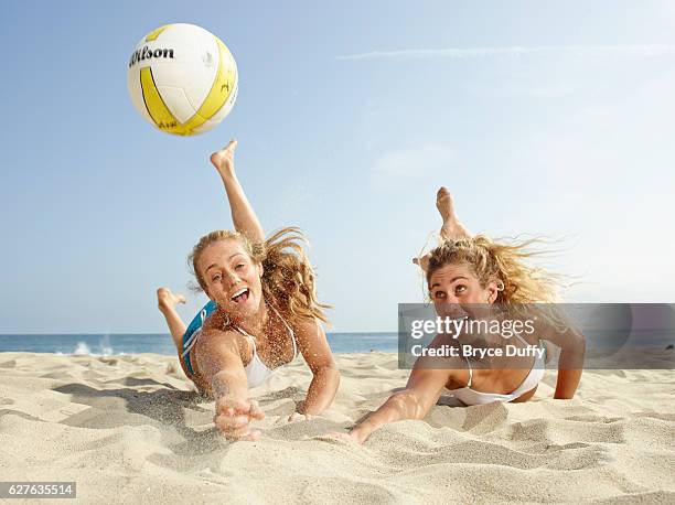 沙滩排球每队人数标准是多少？