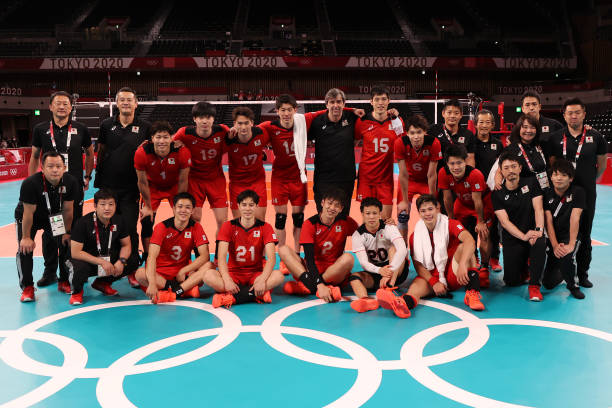 排球站位图解：如何根据对手调整站位策略