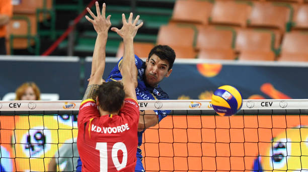 丁霞父母职业曝光：平凡家庭走出奥运冠军