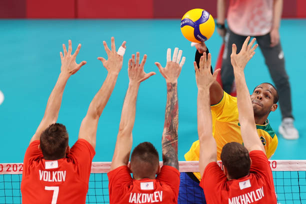 掌握插上战术：从准备到执行的全过程图解