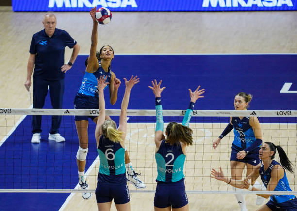 从轮转位置到发球顺序：排球规则全解析