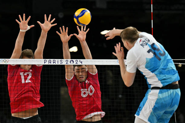 排球解说规则解析：从技术术语到战术分析