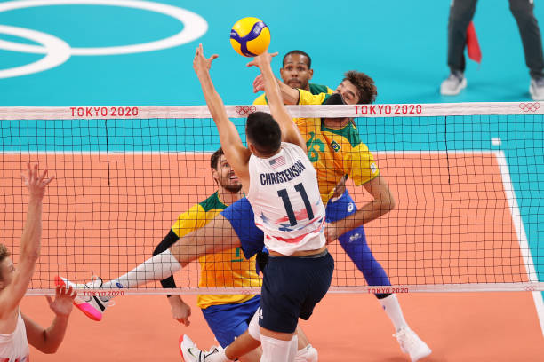 3秒学会！让你的上手发球又准又飘的小技巧