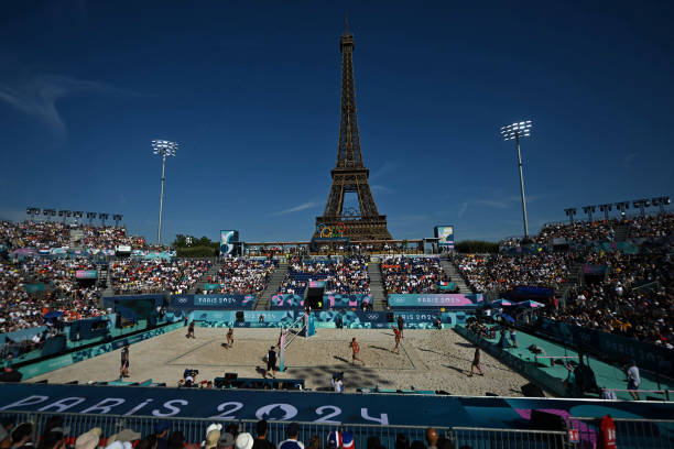 湖南中考排球用球类型：软排与硬排的考试适应性分析