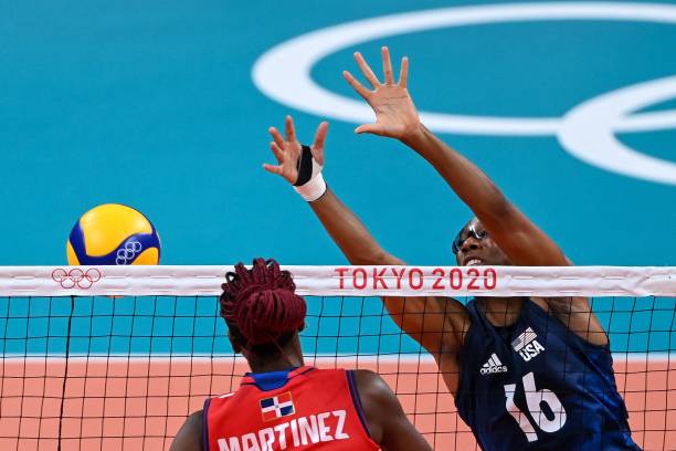 排球6人站位图解：每个位置的作用与要求