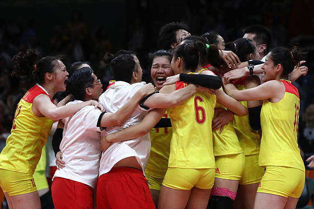 从球员到教练，播放郎平展现排球女神的蜕变