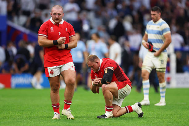 从法国到德国，盘点那些倒在小组赛的卫冕冠军们