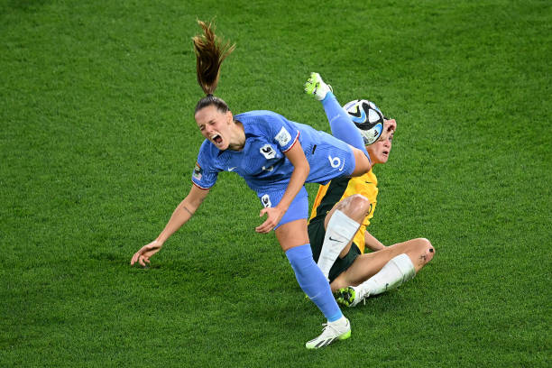 亚洲12强赛分组机制：如何决定球队命运？