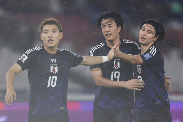 八强之路：韩日世界杯各队晋级历程回顾